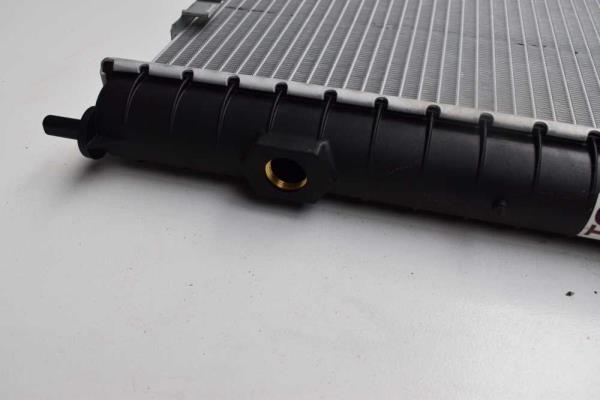 RADIATEUR OPEL ASTRA F -1998 1.6 / 1.8 / 2.0 ESSENCE + 1.7DIESEL ( PIECE NEUVE ) - Vue 2